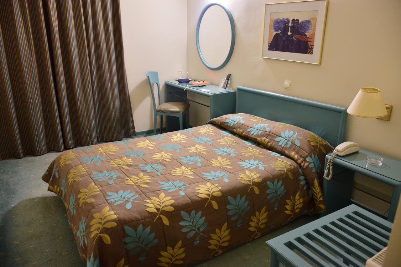 Hotel Galaxias Agrinio Dış mekan fotoğraf